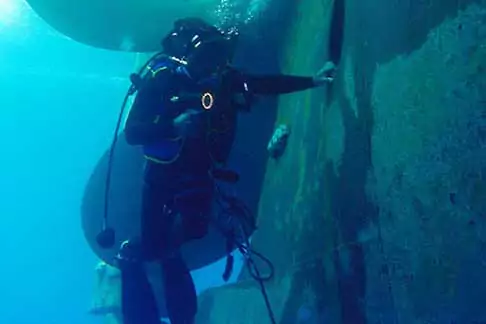 Underwater plugging services